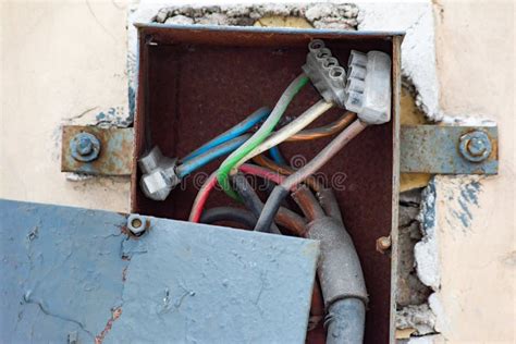 electrical box in basement i cant open|electrical box opening guide.